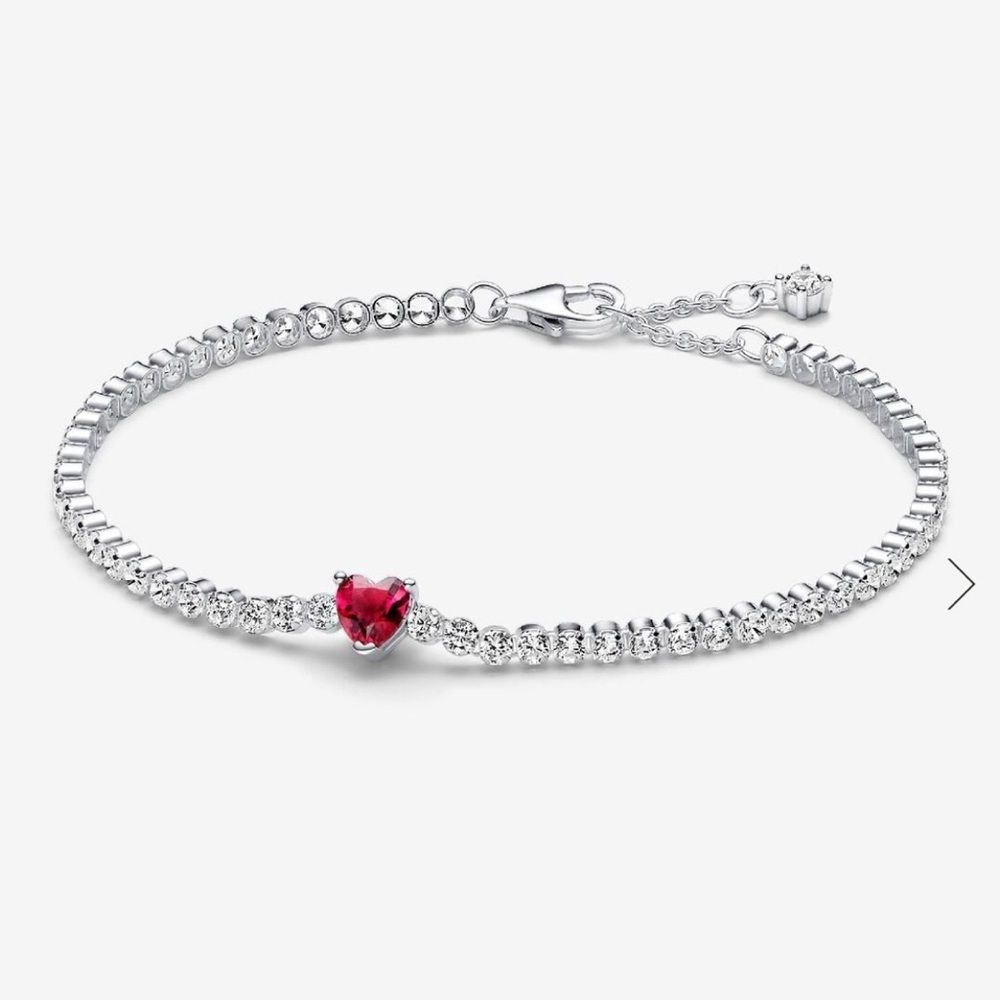 pandora silver heart bracelet